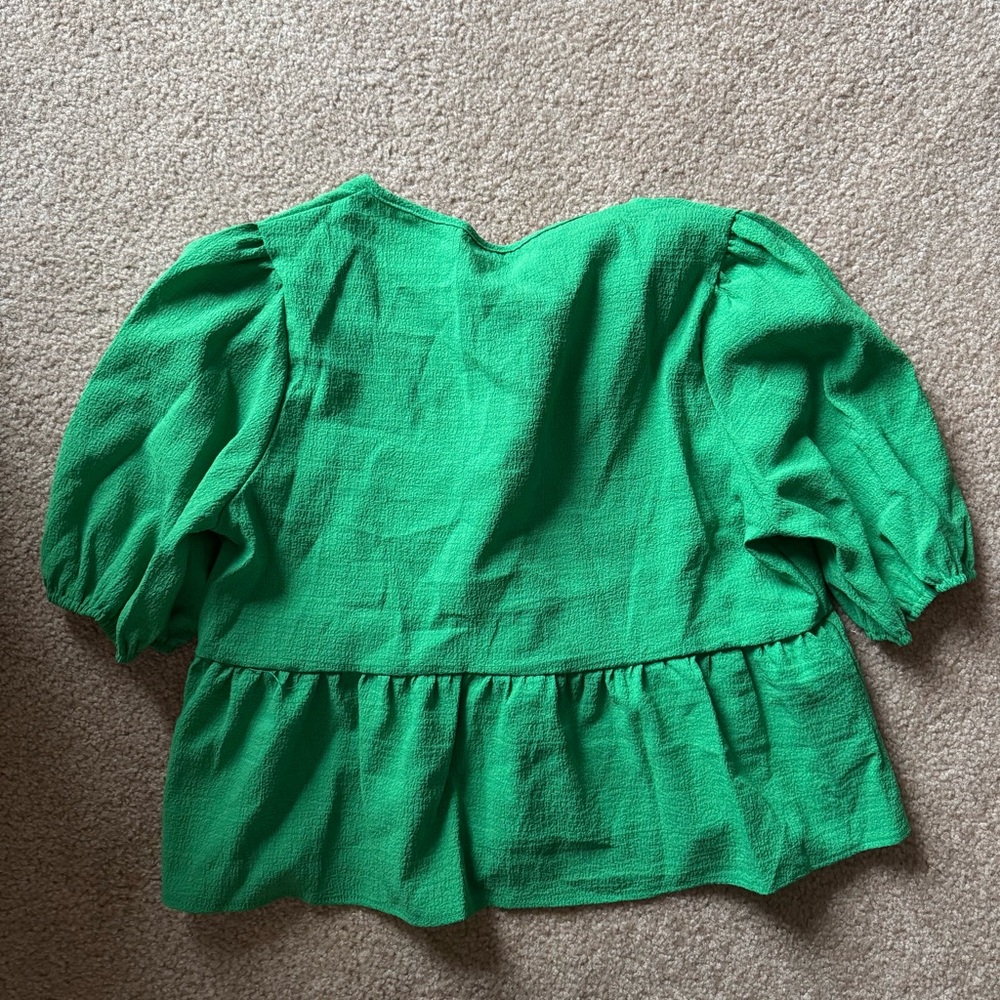 SHEIN grew tie blouse - Picture 4 of 4